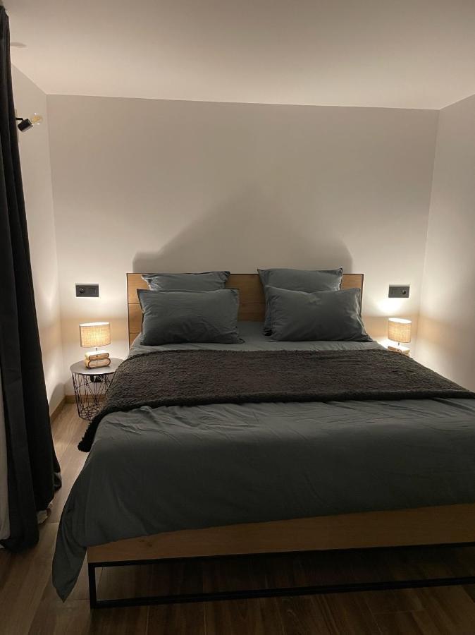 לה טולי Le Gite Cozy De Bouvacote Avec Vue Panoramique Et Sauna מראה חיצוני תמונה