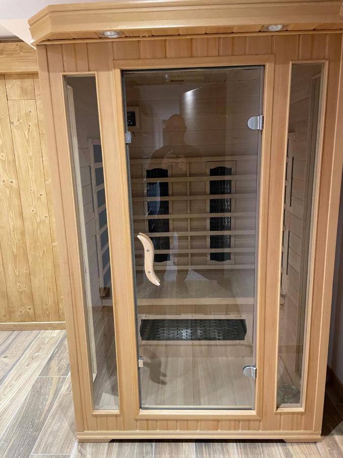לה טולי Le Gite Cozy De Bouvacote Avec Vue Panoramique Et Sauna מראה חיצוני תמונה